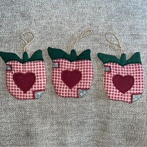 Vintage Plaid Apple and Heart Decor - Set of 3